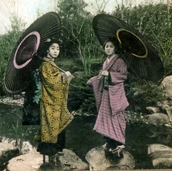 Gekleidet für einen Regentag, um 1900